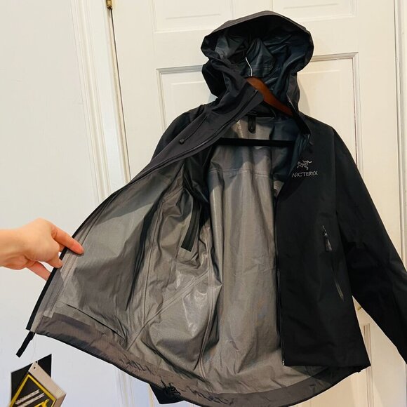 Arcteryx Beta Jacket Black Men's Med Sz Gore-Tex New with Tags - Picture 4 of 13